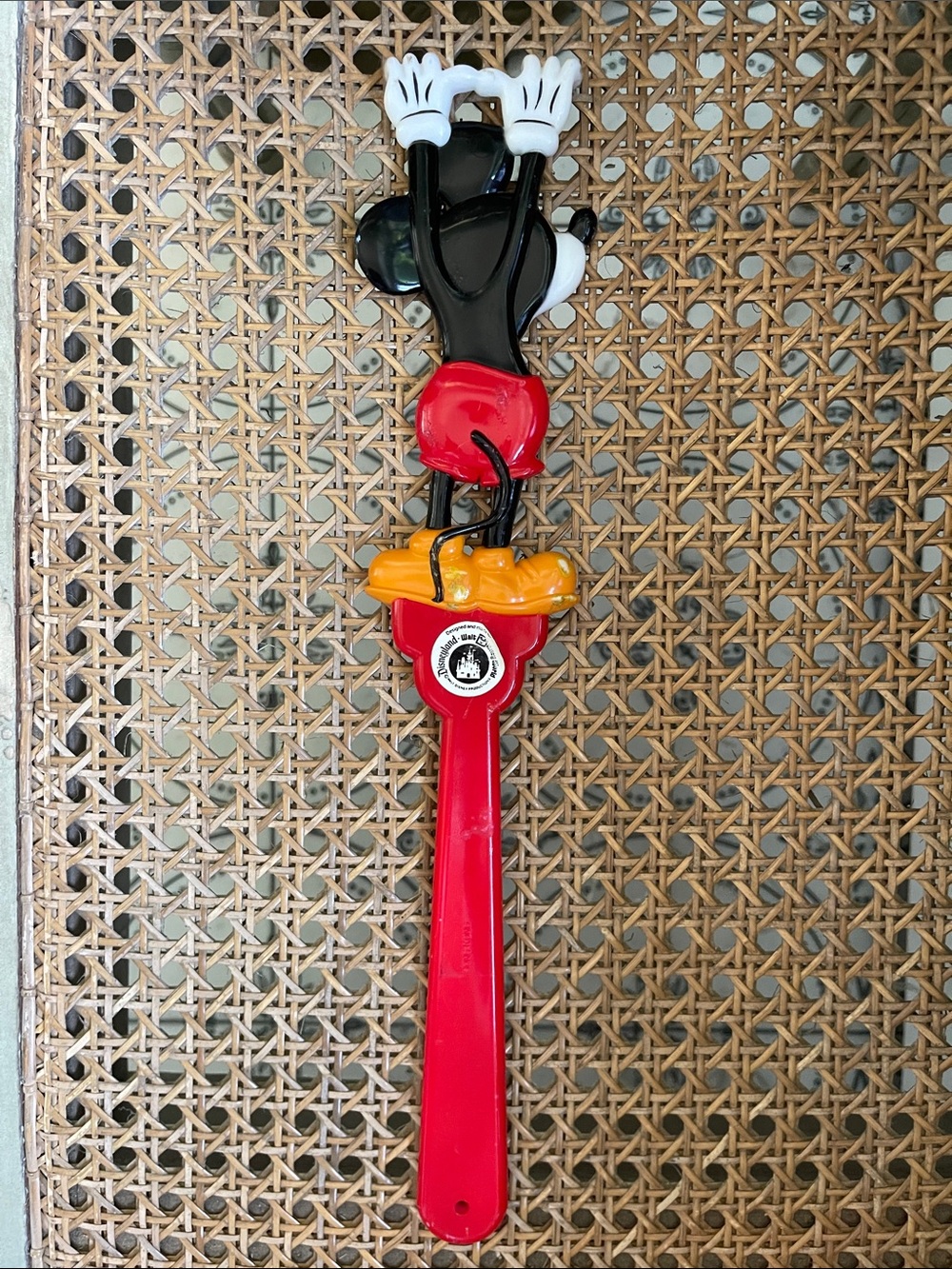 Vintage Walt Disney World Mickey Mouse Red and Black Back Scratcher - Picture 2 of 5